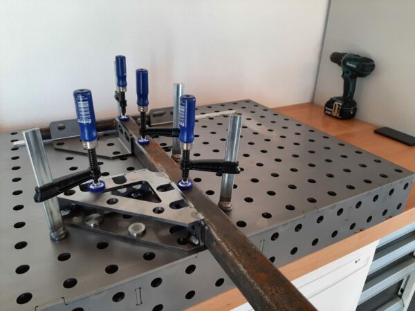 Schweißtisch - 1000 x 600 x 100 mm - Plattenstärke 6 mm - Lochsystem 16 mm – Bild 5