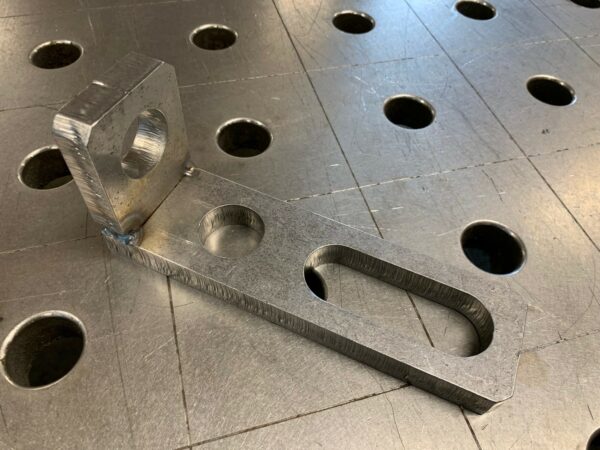 Anschlagwinkel 175 x 50mm- Lochsystem 28mm – Bild 3
