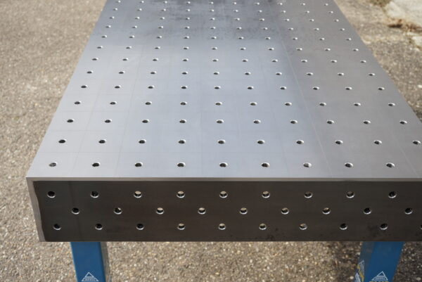 Schweißtisch GPPH PLUS- 2000 x 1000 x 200 mm - Plattenstärke 12 mm - D16mm mit Linienraster – Bild 3