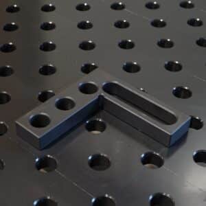 XLNC25 Winkelanschlag 175 x 175 x 50 mm - 25mm Stärke D28